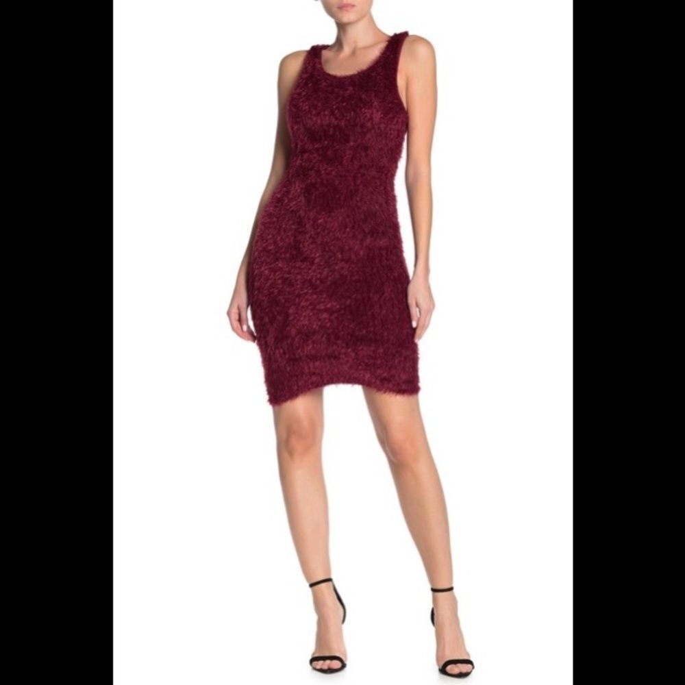 Velvet torch sleeveless red furry sweater dress